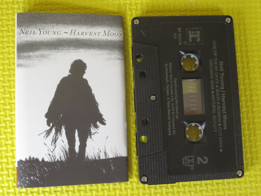 NEIL YOUNG, Harvest MOON, Neil Young Tape, Neil Young Album, Neil Young Songs, Cassette, Neil Young Cassette, 1992 Cassette