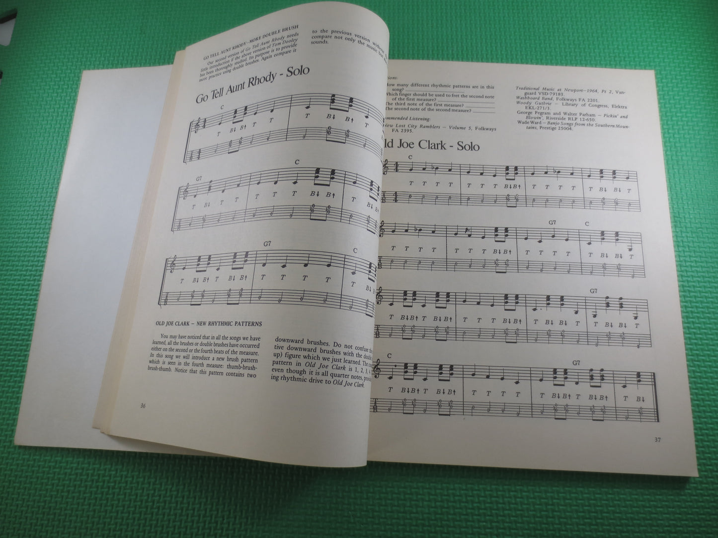 Vintage Book, TEACH YOURSELF GUITAR, Sheet Music, Music Books, Guitar Sheet Music, Piano Sheet Music, Rock Music, Vintage Music Book, Books