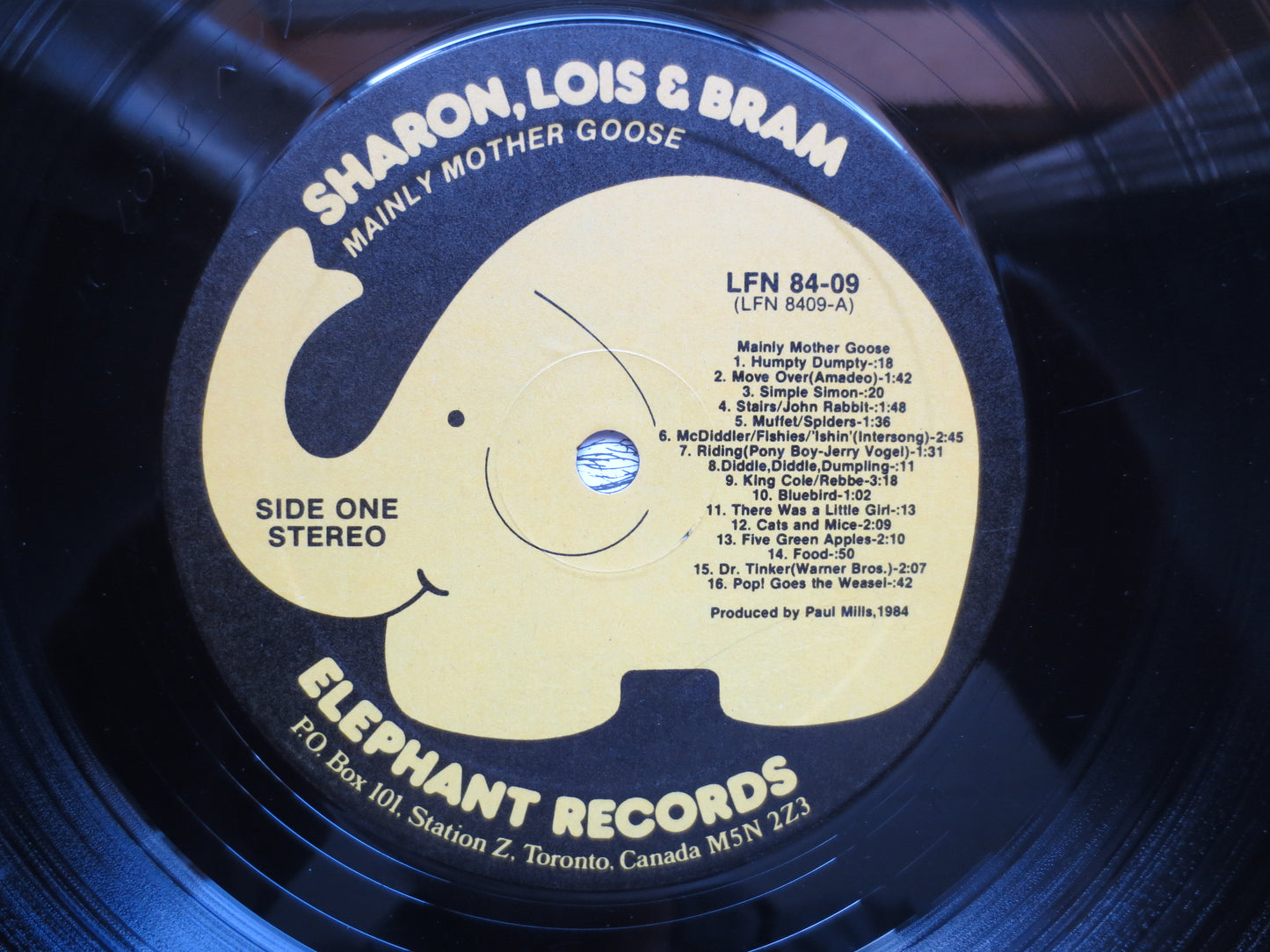 SHARON, LOIS and BRAM, Mainly Mother Goose, Childrens Records, Kids Records, Childrens Album, Childrens Lp, 1984 Records