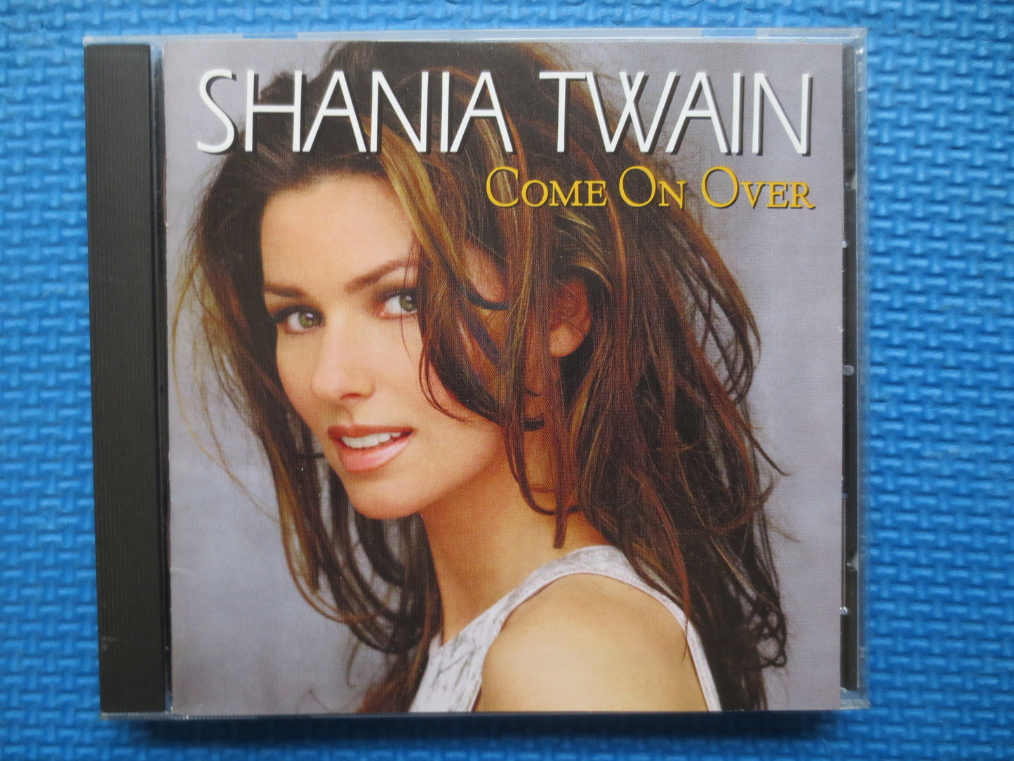 SHANIA TWAIN, Come On Over, INTERNATIONAL Version, Shania Twain Cds, Shania Twain Lps, Shania Twain Albums, 1999 Compact Disc