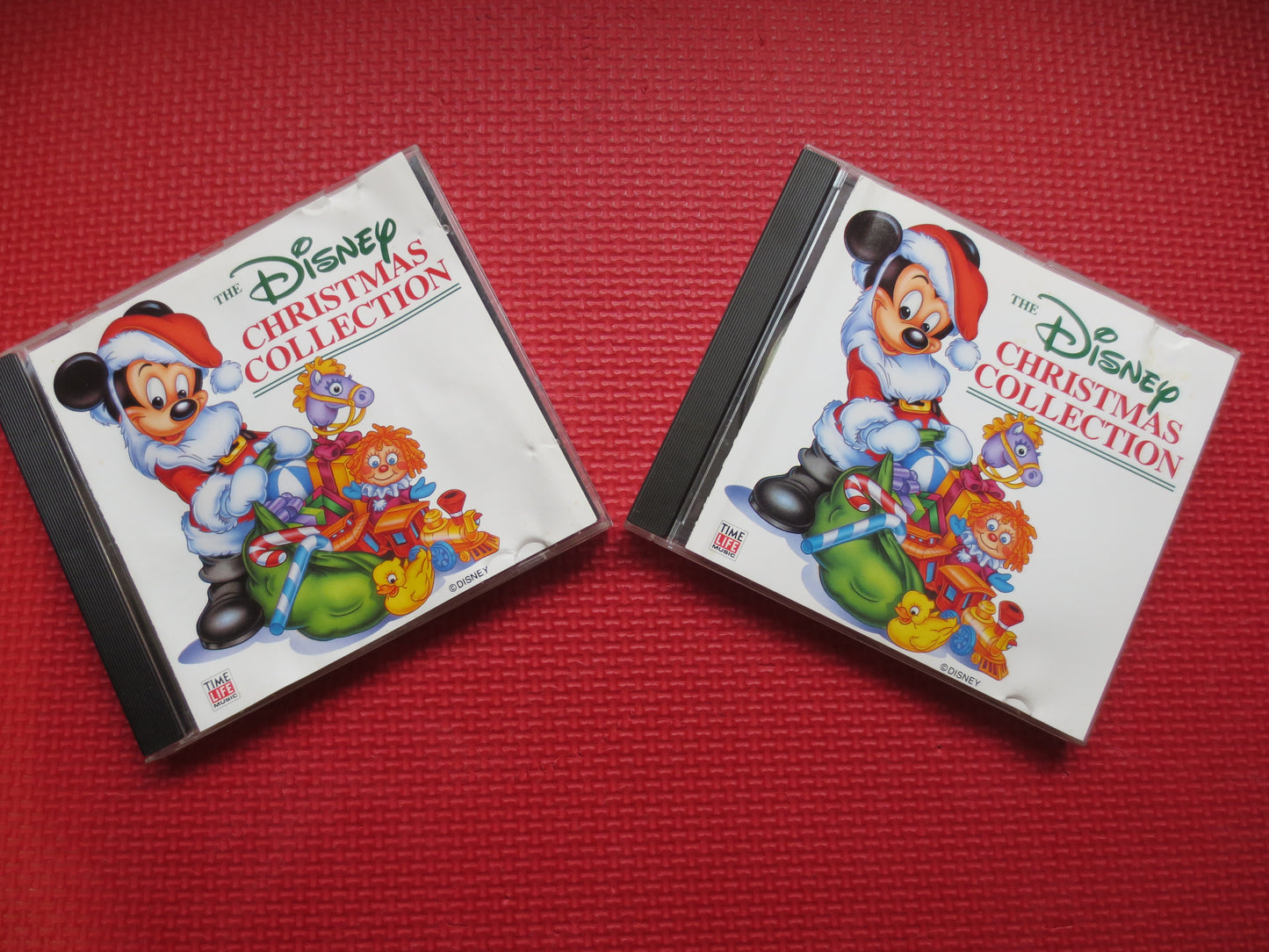 Vintage Cds, DISNEY CHRISTMAS, 2 CHRISTMAS Cd, Disney Music, Disney Song, Walt Disney Cd, Vintage Disney, Disney Cd, Compact Discs, 1991 Cd