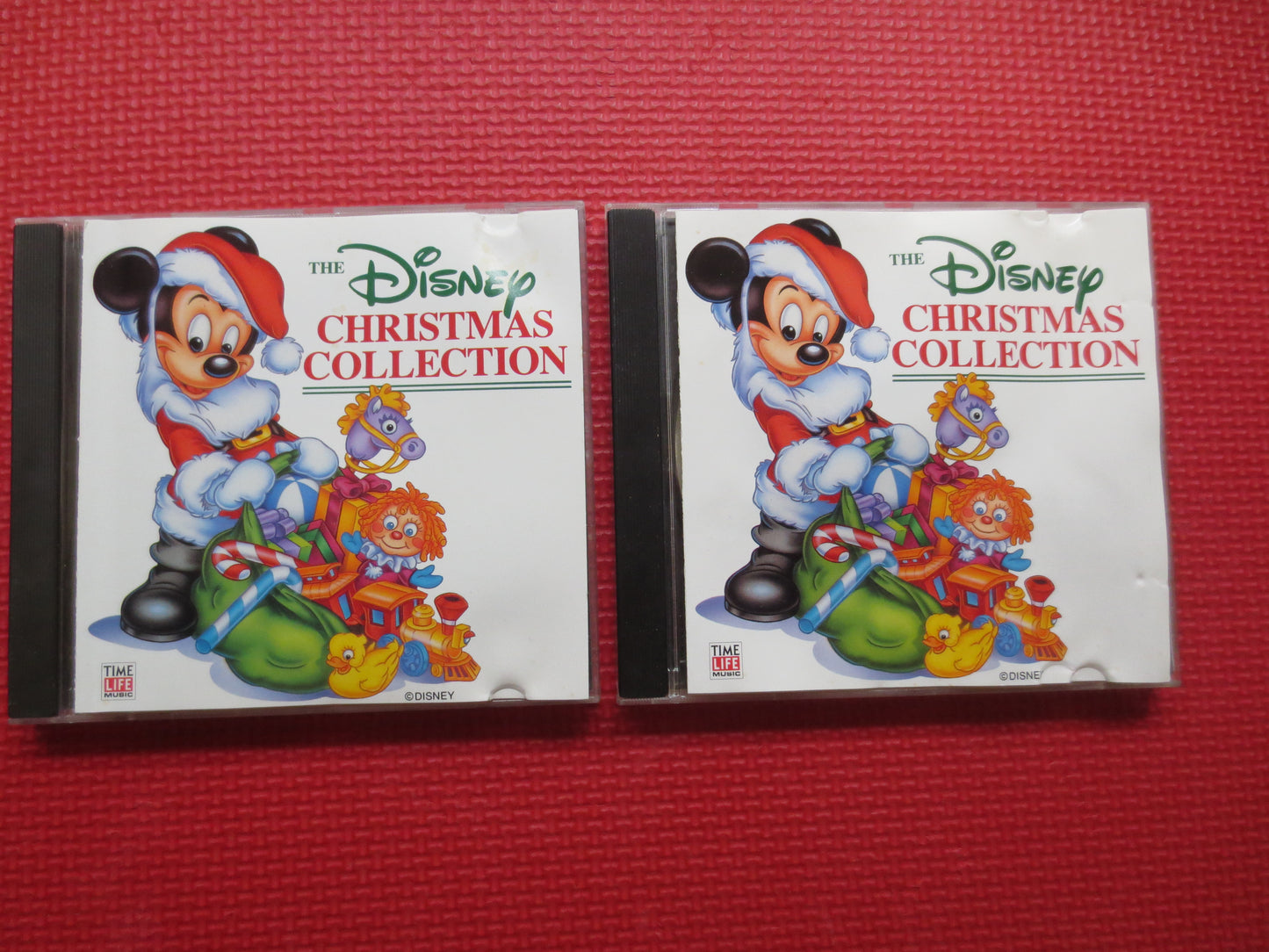 Vintage Cds, DISNEY CHRISTMAS, 2 CHRISTMAS Cd, Disney Music, Disney Song, Walt Disney Cd, Vintage Disney, Disney Cd, Compact Discs, 1991 Cd