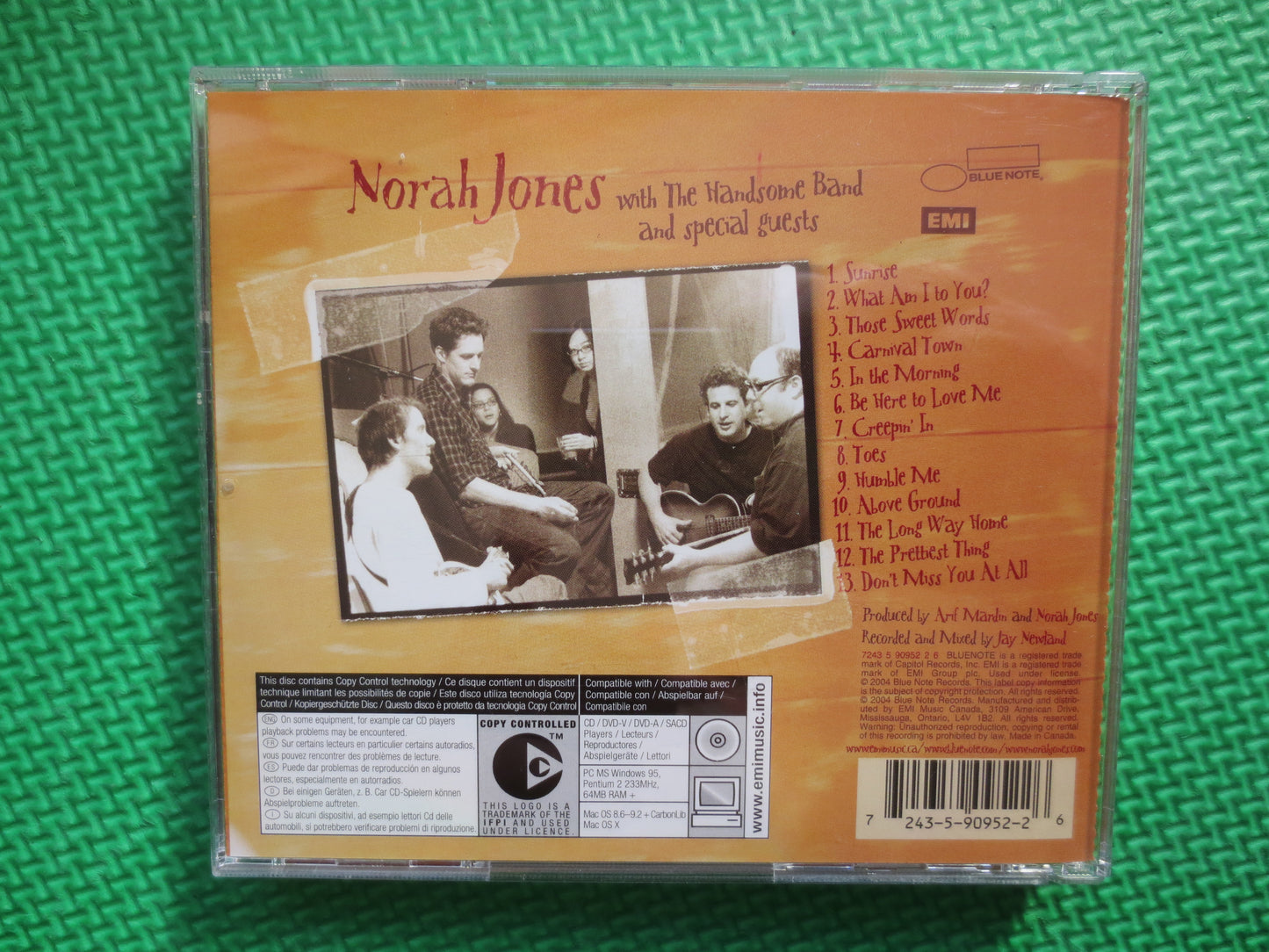 NORAH JONES, FEELS Like Home, Norah Jones Cd, Jazz Music Cd, Norah Jones Album, Jazz Cd, Contemporary Jazz Cd, 2004 Compact Disc