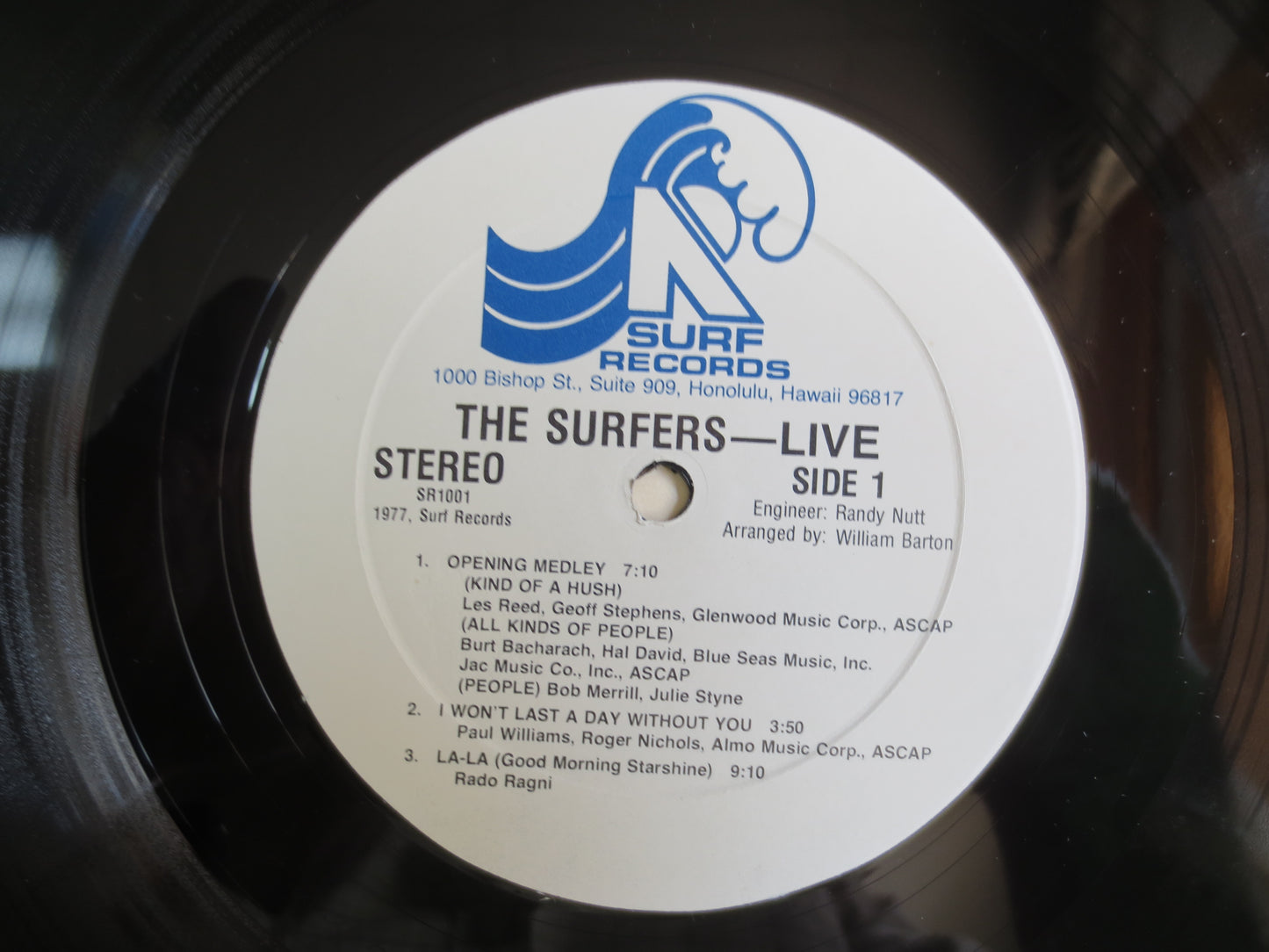 The SURFERS, LIVE, AUTOGRAPGHED, The Surfers Record, The Surfers Album, The Surfers Lp, Pop Music Record, 60s Music Record, 1978 Records