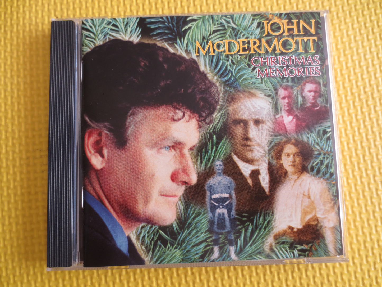 JOHN McDERMOTT, CHRISTMAS Cd, Christmas Music Cd, Christmas Songs Cd, Christmas Carols Cd, Christmas Memories, Vintage Cd, 2000 Compact Disc