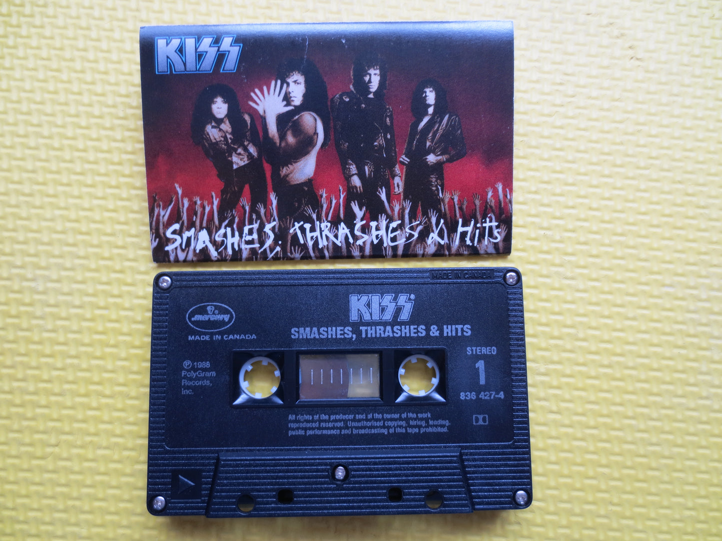 KISS, SMASHES, Thrashers and Hits, KISS Cassette, Kiss Tape, Kiss Album, 80s Rock Cassette, Rock Tape, Classic Rock Tape, 1988 Cassette