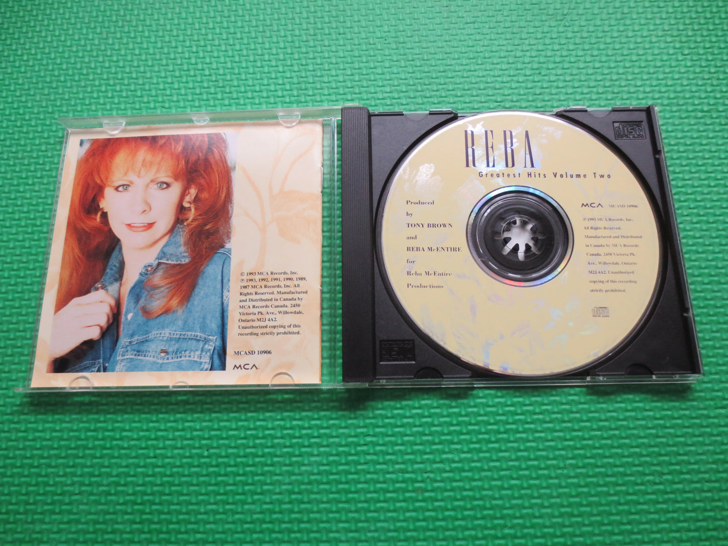 REBA McENTIRE, GREATEST Hits, Volume 2, Reba McEntire Album, Reba McEntire Cd, Reba McEntire Lp, Country Cd, 1993 Compact Disc