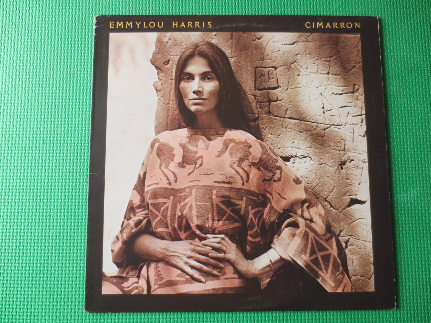 EMMYLOU HARRIS, CIMARRON, Country Records, Vintage Vinyl, Record Vinyl, Records, Vinyl Records, Vinyl Album, 1981 Records