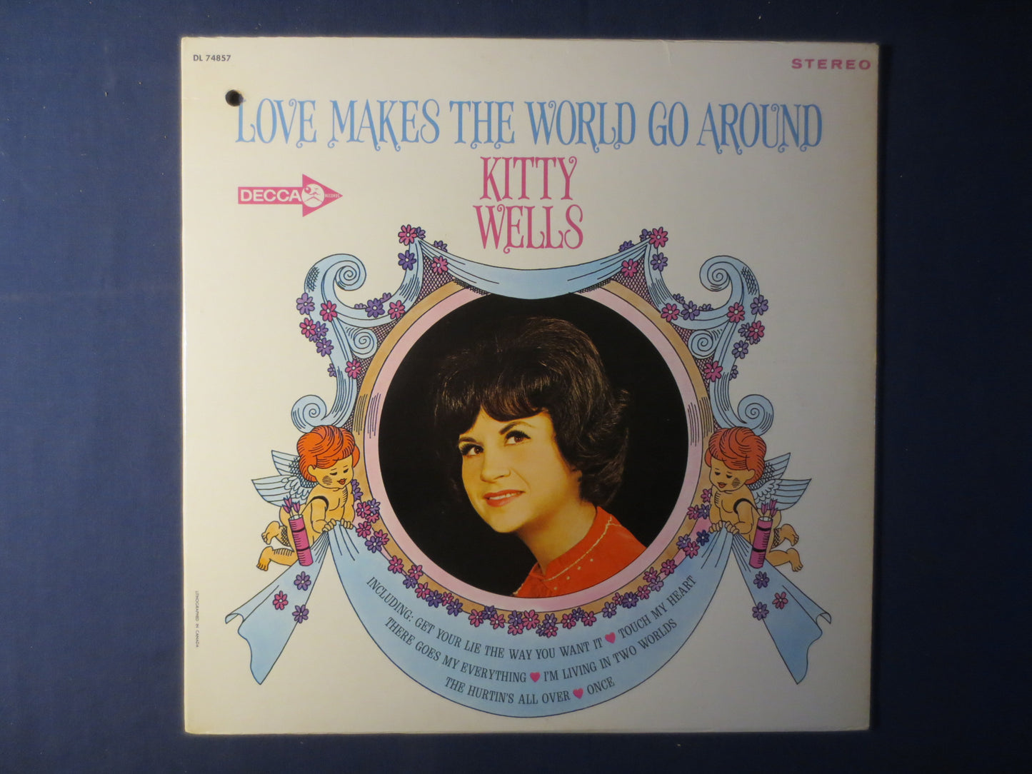 KITTY WELLS, Love Makes The World Go Around, Kitty Wells Record, Kitty Wells Album, Kitty Wells Lp, Country Lp, 1967 Record