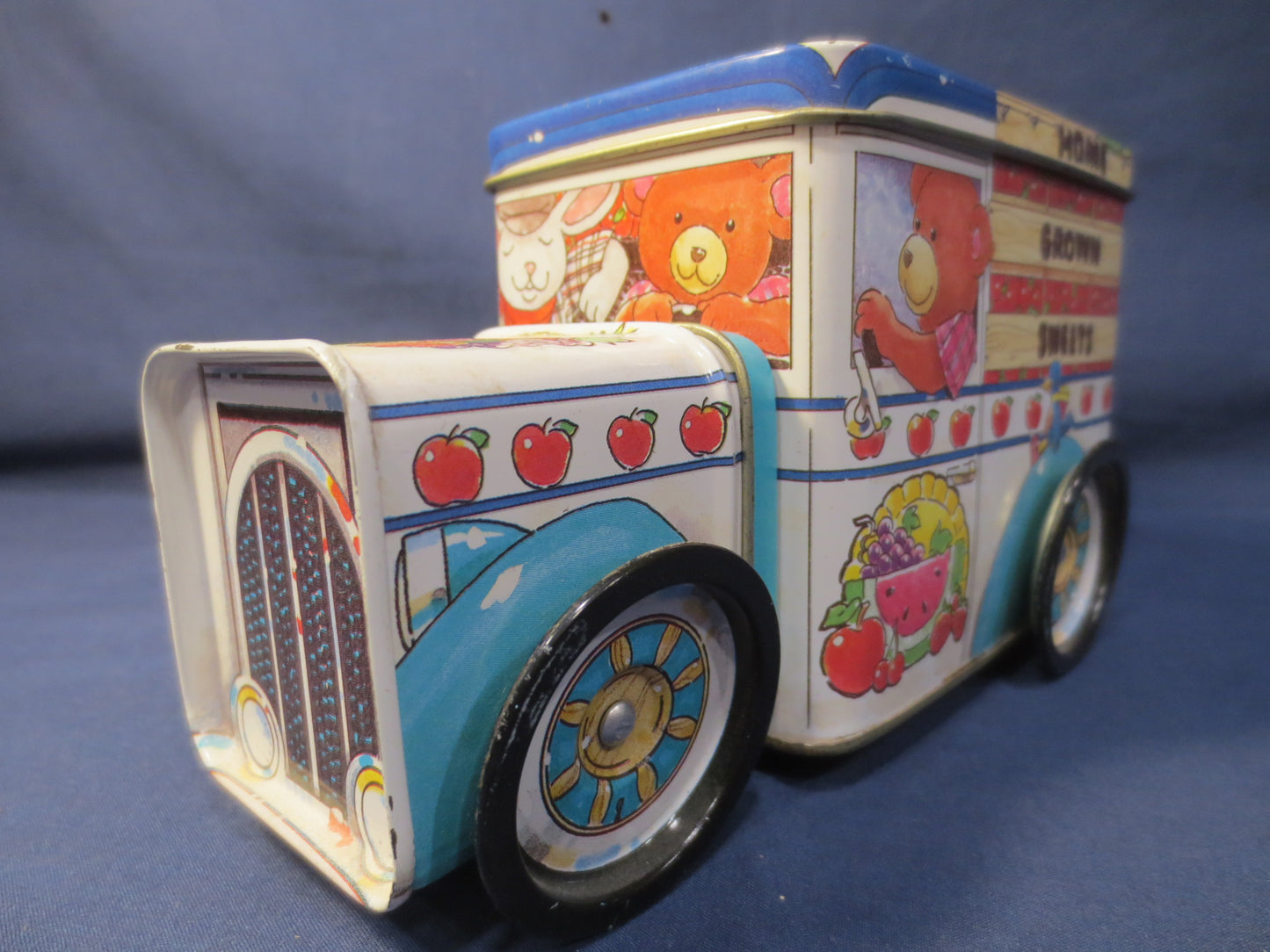 Vintage Tin, TIN TOY TRUCK, Tin Truck, Tin Advertising, Tin Box, Vintage Box, Vintage Toy, Tin Toys, Tin Art, Tin Vintage, Tin Cans, Toy Tin