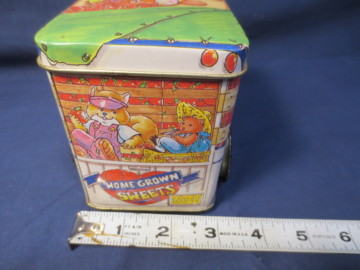 Vintage Tin, TIN TOY TRUCK, Tin Truck, Tin Advertising, Tin Box, Vintage Box, Vintage Toy, Tin Toys, Tin Art, Tin Vintage, Tin Cans, Toy Tin