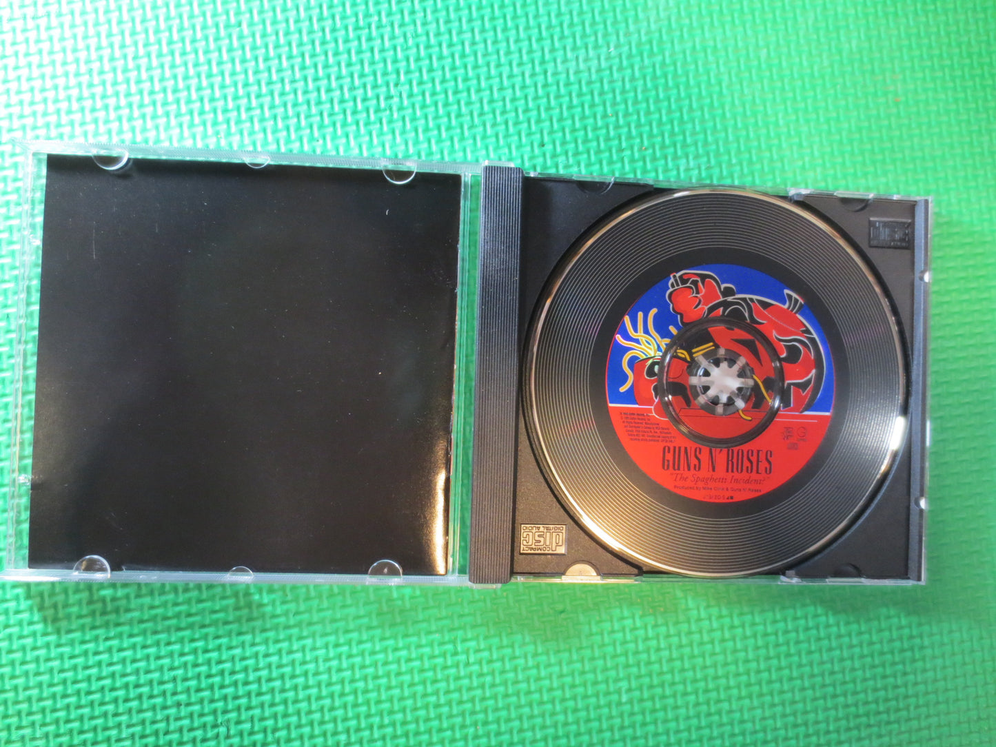 GUNS and ROSES, SPAGHETTI, Guns 'n Roses Lp, Guns 'N Roses Cd, Vintage Compact Disc, Classic Rock Album, 1993 Compact Disc