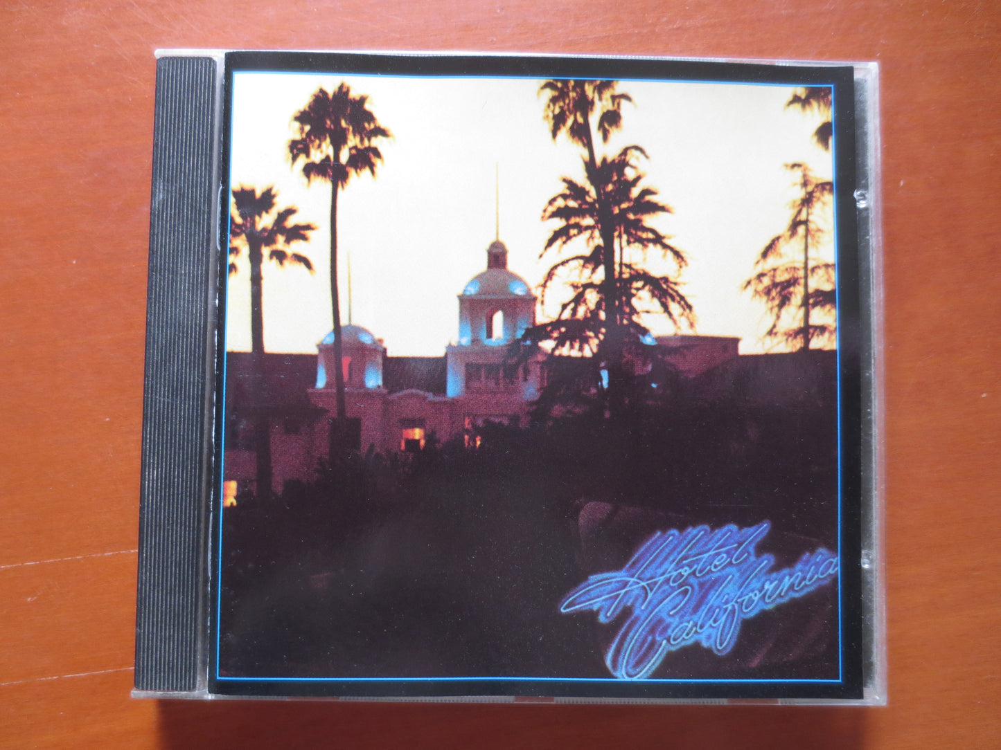 The EAGLES, HOTEL CALIFORNIA, The Eagles Albums, The Eagles Music, The Eagles Songs, Rock cds, cds, Pop cds, Compact Discs