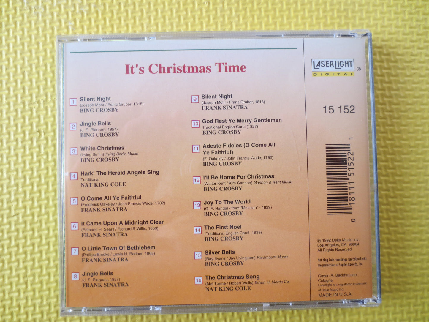 BING CROSBY, It's CHRISTMAS, Bing Crosby Cd, Bing Crosby Lp, Music Cd, Christmas Cd, Christmas Music Cd, cds, Compact Disc