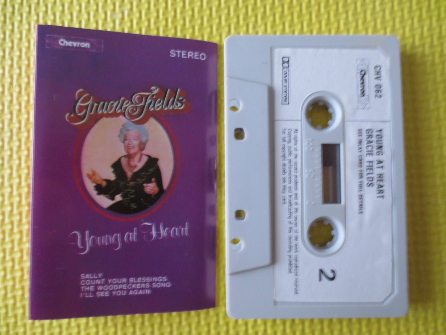 GRACIE FIELDS, Young at HEART, Gracie Fields Tape, Gracie Fields Albums, Gracie Fields Record, Tape Cassette, 1974 Cassette