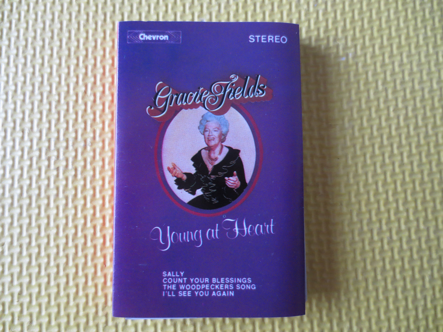 GRACIE FIELDS, Young at HEART, Gracie Fields Tape, Gracie Fields Albums, Gracie Fields Record, Tape Cassette, 1974 Cassette