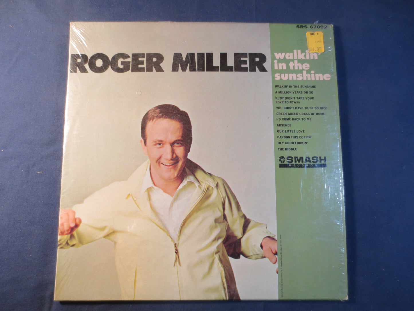 ROGER MILLER, Walkin' in the Sunshine, Country Records, Roger Miller Record, Roger Miller Album, Vinyl Albums, 1967 Records