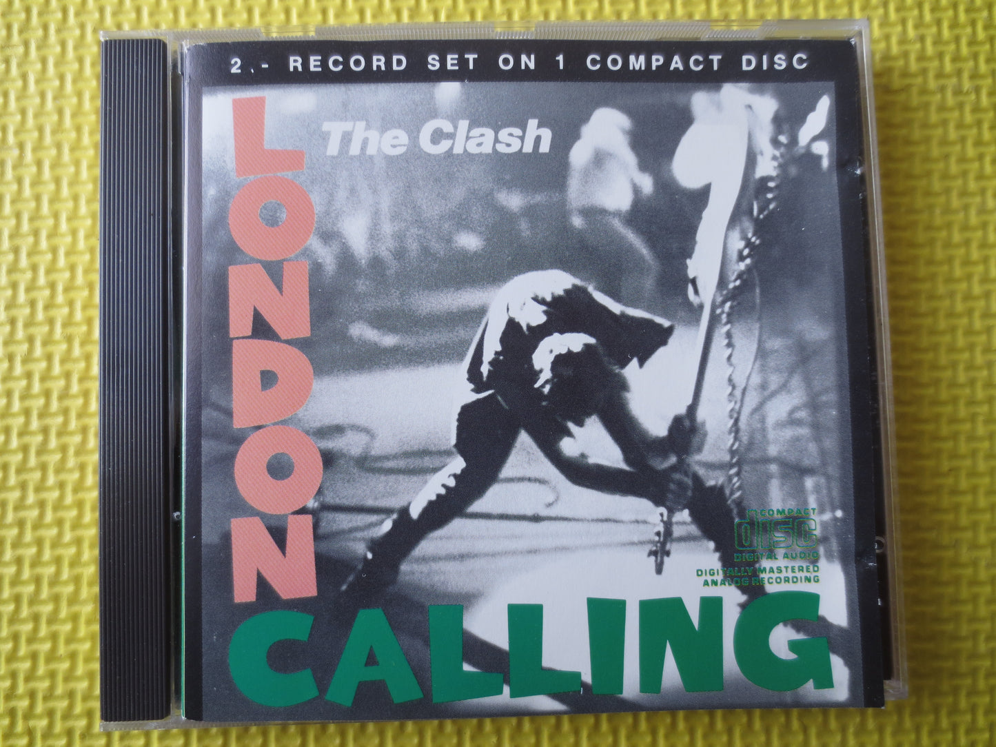 The CLASH, LONDON Calling, The CLASH Cds, Punk Cds, Rock Cds, Rock Music Cd, Pop Music Cd, Pop Cd, Rock Lp, 1986 Compact Disc