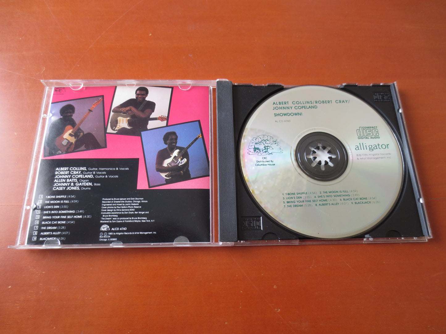 SHOWDOWN, Albert Collins Cd, Robert Cray Cd, Johnny Copeland Cd, Blues Cd, Texas Blues Cd, Classic Blues Cd, 1985 Compact Disc