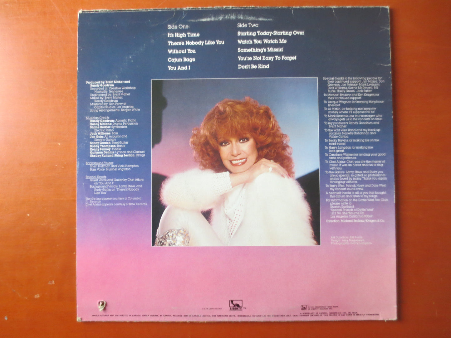 DOTTIE WEST, HIGH Times, Dottie West Record, Dottie West Album, Dottie West Lp, Country Record, Country Lps, 1981 Records