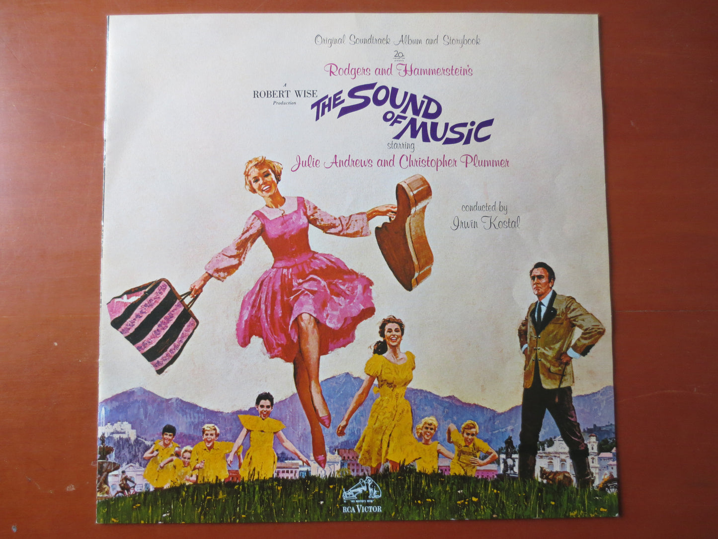 The SOUND of MUSIC, JULIE Andrews, Soundtrack Album, Sound of Music Album, Julie Andrews Vinyl, Childrens Lp, 1965 Records