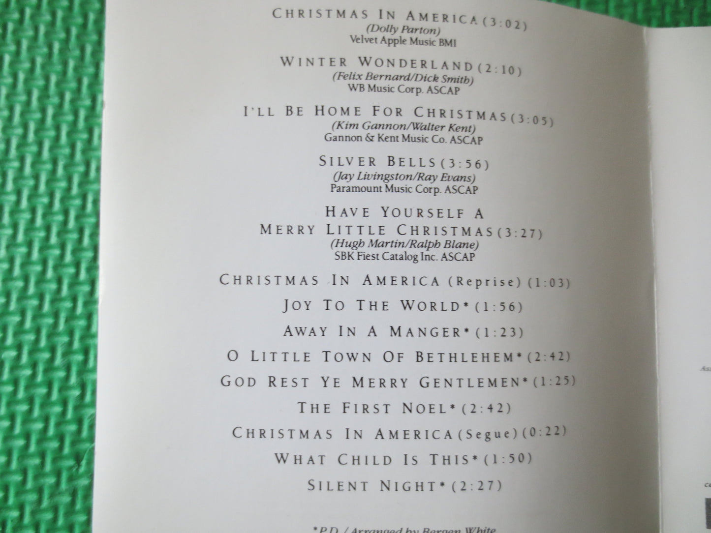 KENNY ROGERS, CHRISTMAS in America, Christmas Music, Christmas Songs, Christmas Hymn, Cd Music, Music Cds, cds, Compact Discs