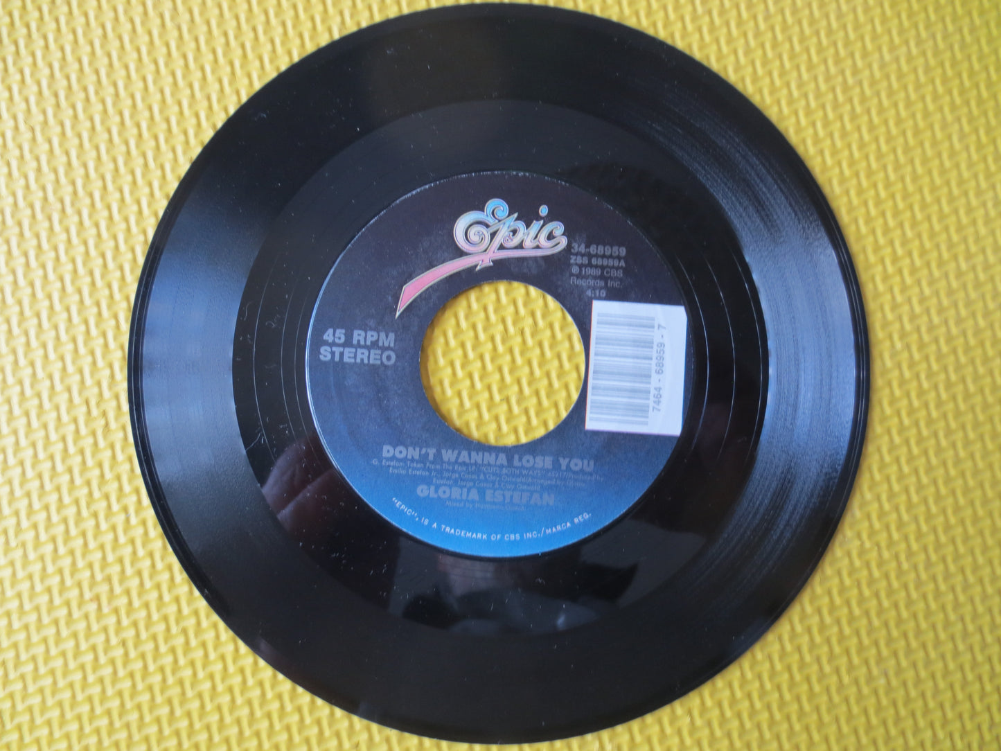 GLORIA ESTEFAN, Don't WANNA Lose You, 45 Rpm, Pop Record, Pop Album, Pop Vinyl, Record Vinyl, Vinyl Record, 1989 Records