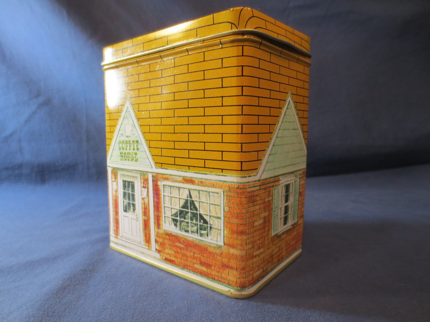 Vintage Tin Can, TIN BOX, Tin CAN Box, Tin Advertising, Vintage Tin Box, Vintage Box, Vintage Can, Tin Toys, Tin Art, Tin Vintage, Tin Cans