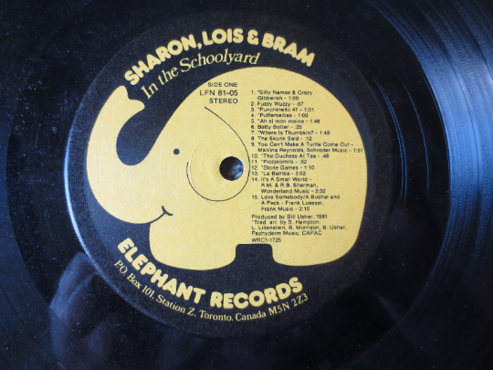 SHARON, LOIS and Bram, AUTOGRAPHED lps, In The School Yard, Childrens Records, Kids Records, Kids Albums, lps, 1981 Records